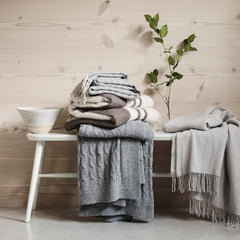 Collection image for: Blankets & Throws