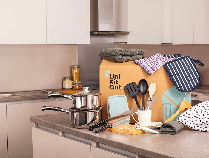 <h2>Complete Student Kits, Delivered to University Pre-Arrival.</h2>