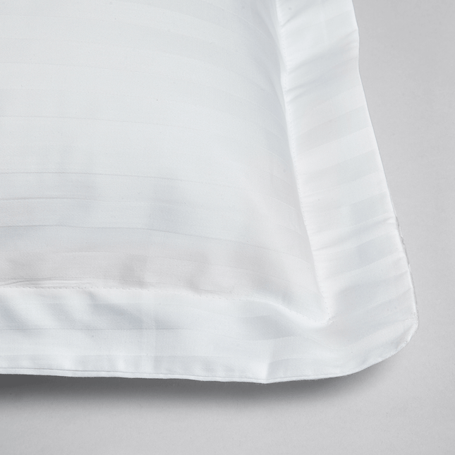 Supreme 50% Polyester 50% Cotton 240 Thread Count Satin Stripe Oxford Pillowcase